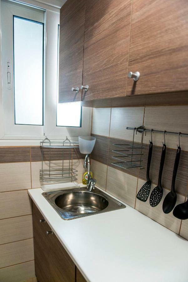 Apartment Athenshub - Across Metro Station *